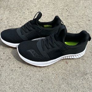 Saucany Slip-on athletic sneakers